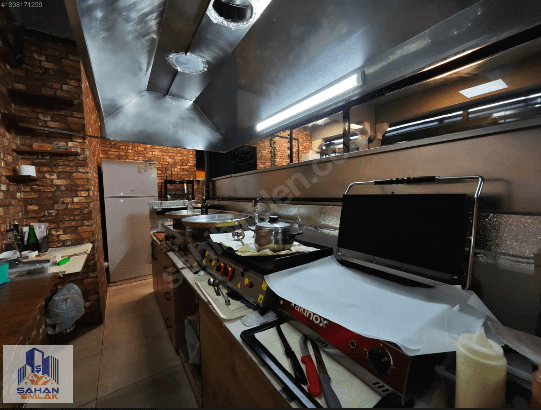 MEYDAN MAHALLESİ'NDE DEVREN KİRALIK FAST&FOOD DÜKKANI — 2