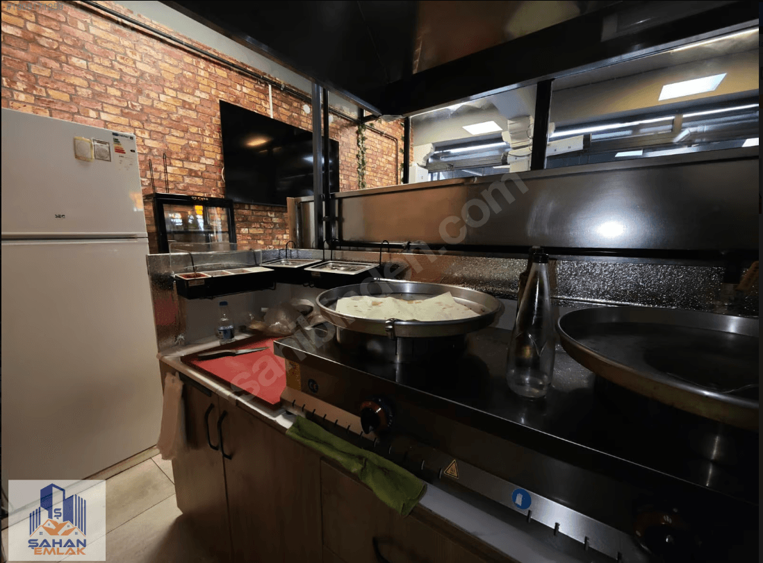 MEYDAN MAHALLESİ'NDE DEVREN KİRALIK FAST&FOOD DÜKKANI — 3