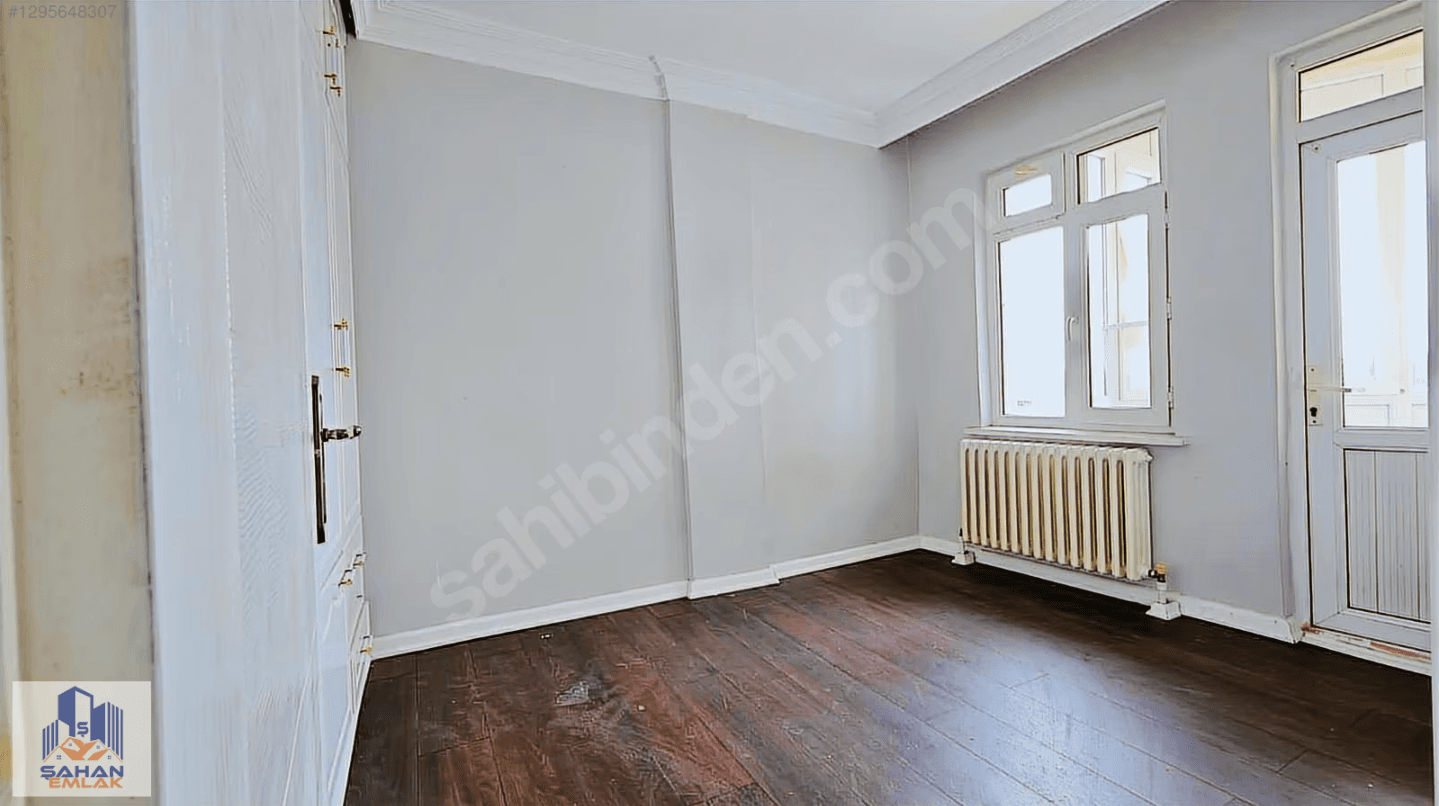 FATİH'TE SATILIK 3+1 DAİRE — 4