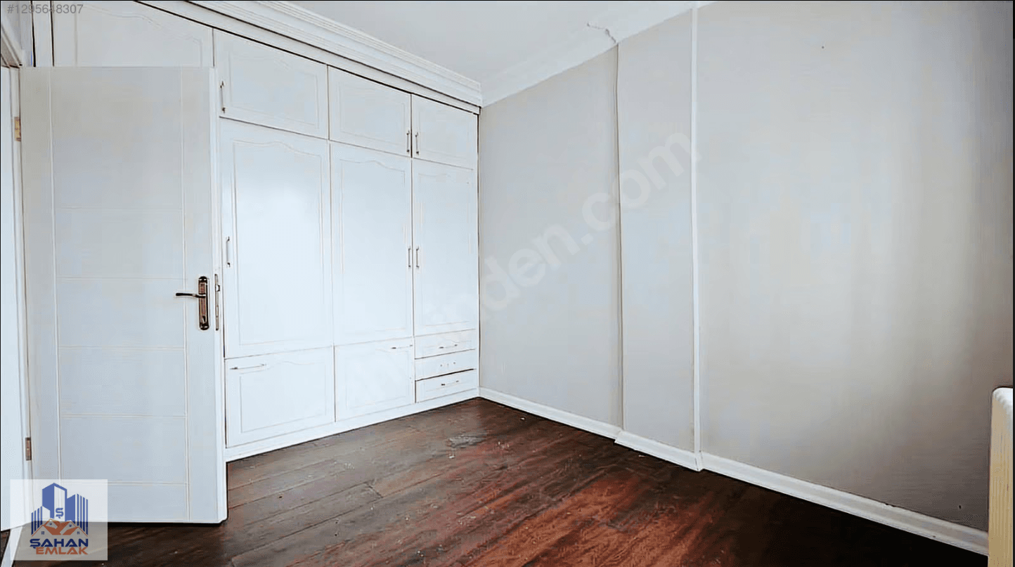 FATİH'TE SATILIK 3+1 DAİRE — 5