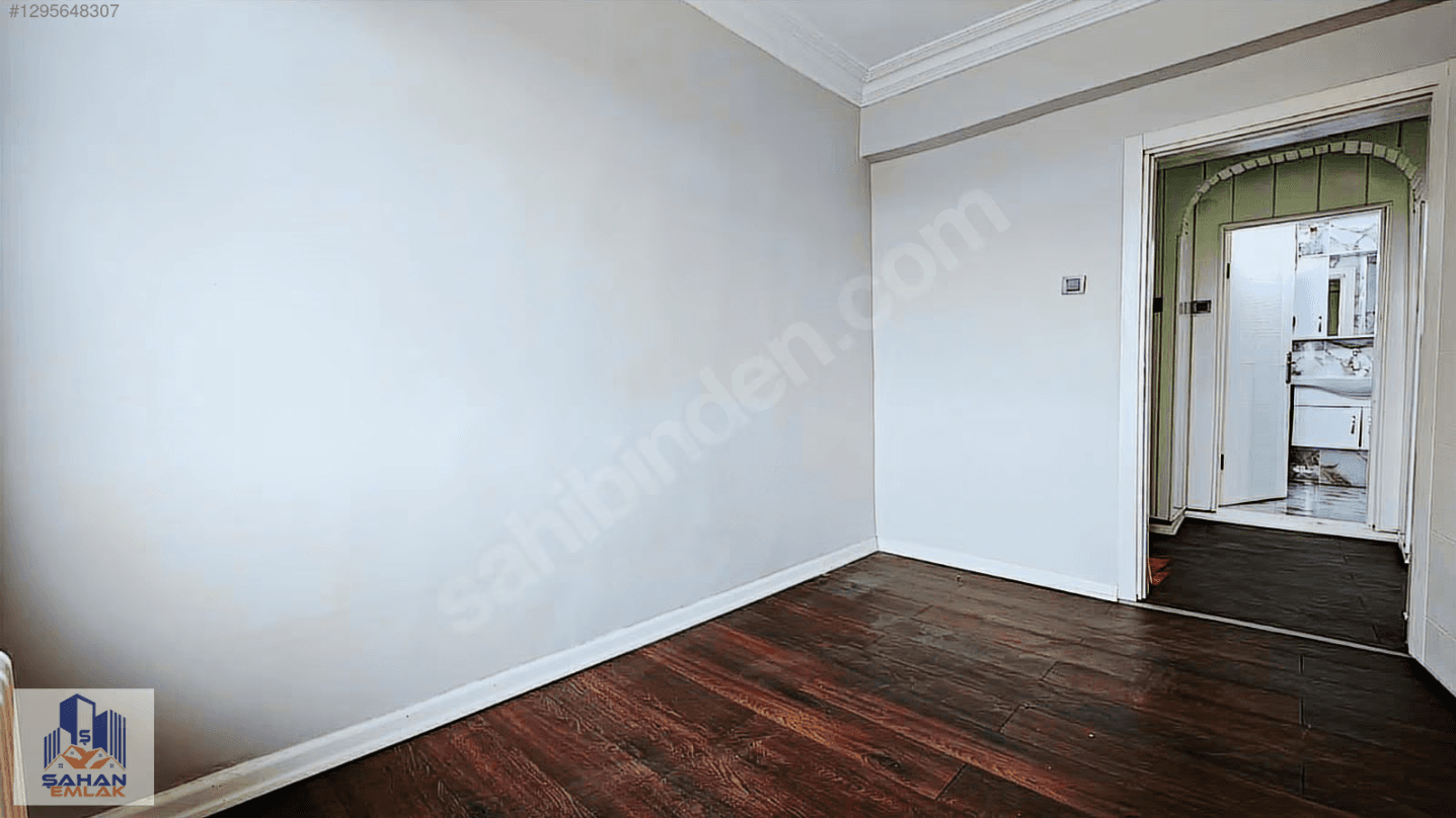 FATİH'TE SATILIK 3+1 DAİRE — 6