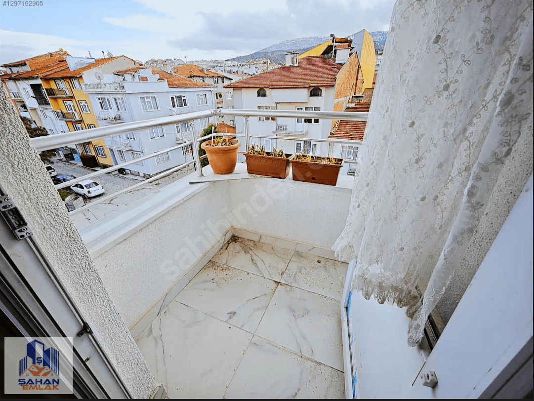 MEYDAN MAHALLESİ'NDE KİRALIK 1+1 DAİRE — 5