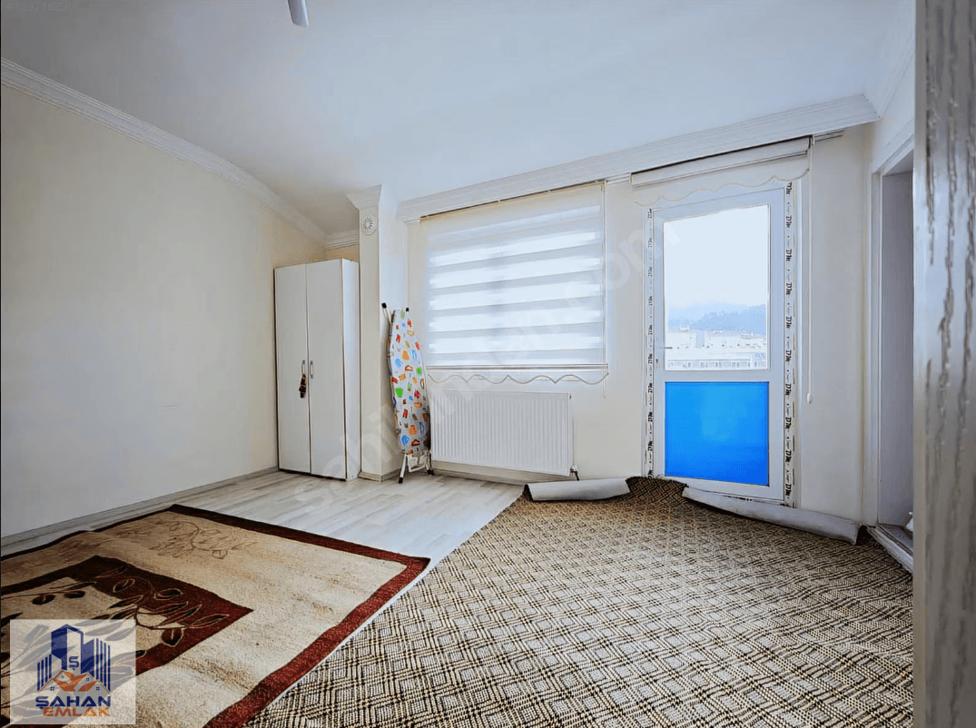 MEYDAN MAHALLESİ'NDE KİRALIK 1+1 DAİRE — 6