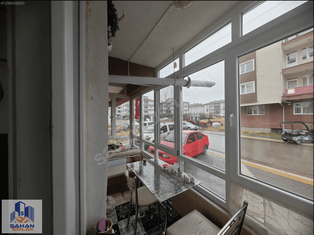 SPORKENT'TE 3+1 KİRACILI SATILIK DAİRE — 9