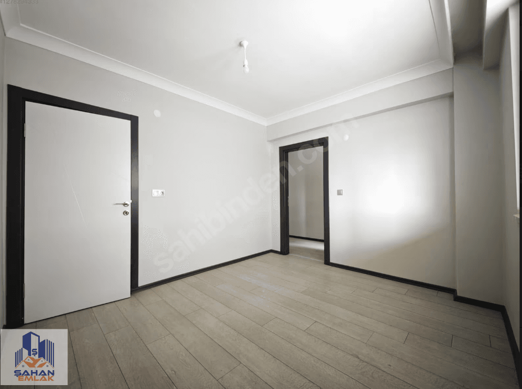 SPORKENT'TE GİYİNME ODALI SATILIK LÜKS 3+1 DAİRE — 6