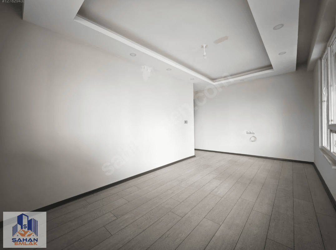 SPORKENT'TE GİYİNME ODALI SATILIK LÜKS 3+1 DAİRE — 11