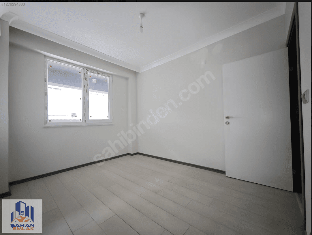 SPORKENT'TE GİYİNME ODALI SATILIK LÜKS 3+1 DAİRE — 3