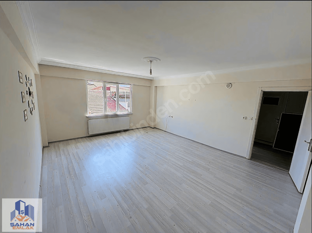BAHÇELİEVLER'DE KİRALIK 3+1 DAİRE — 1