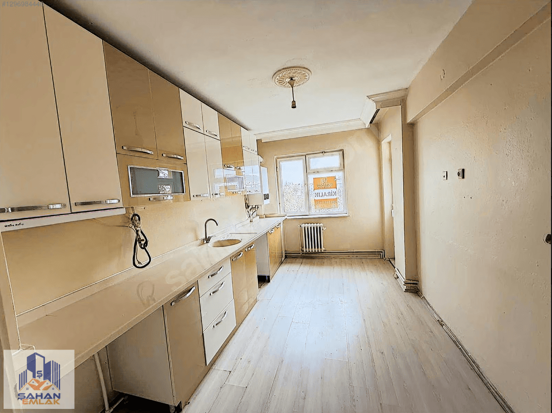 CUMHURİYET MAHALLESİ'NDE UYGUN FİYATLI 2+1 DAİRE — 5