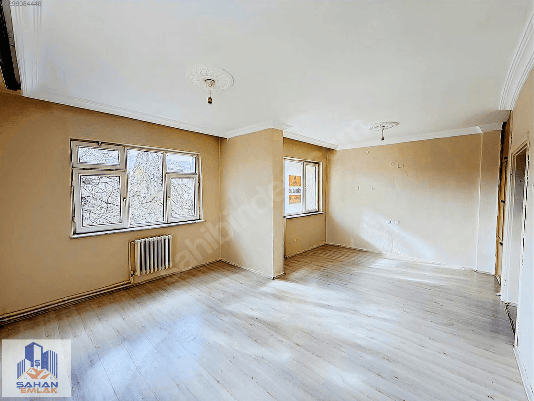 CUMHURİYET MAHALLESİ'NDE UYGUN FİYATLI 2+1 DAİRE — 1