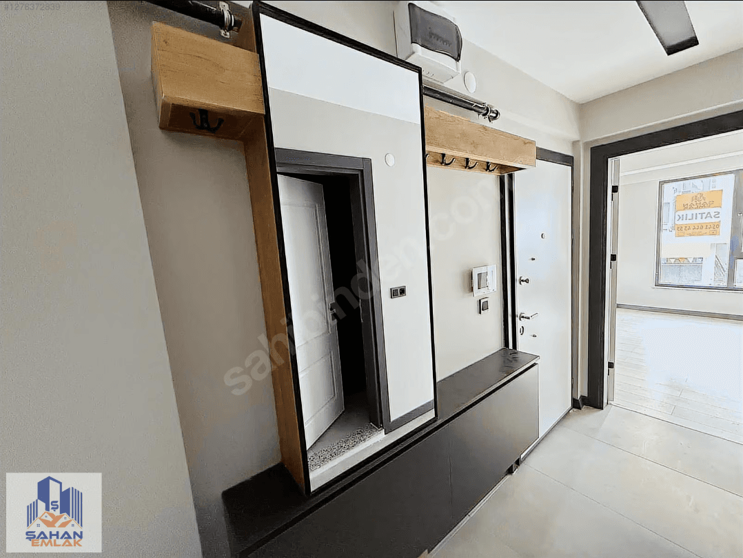 MEYDAN MAHALLESİ'NDE SATILIK 1+1 LÜX DAİRE — 9