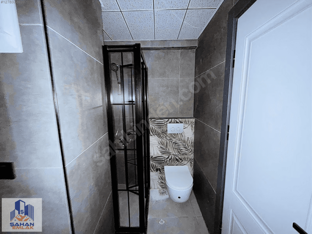 MEYDAN MAHALLESİ'NDE SATILIK 1+1 LÜX DAİRE — 7