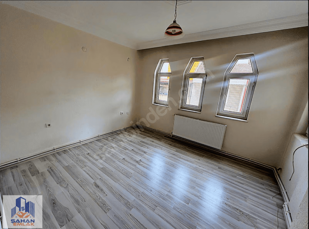 MEYDAN MAHALLESİNDE KİRALIK 2+1 ARAKAT DAİRE — 5