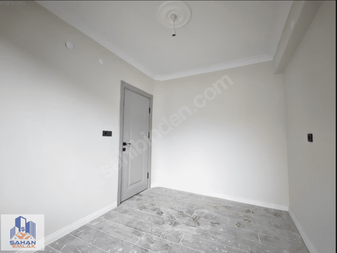 MEYDAN MAHALLESİ'NDE SATILIK 1+1 DAİRE — 3