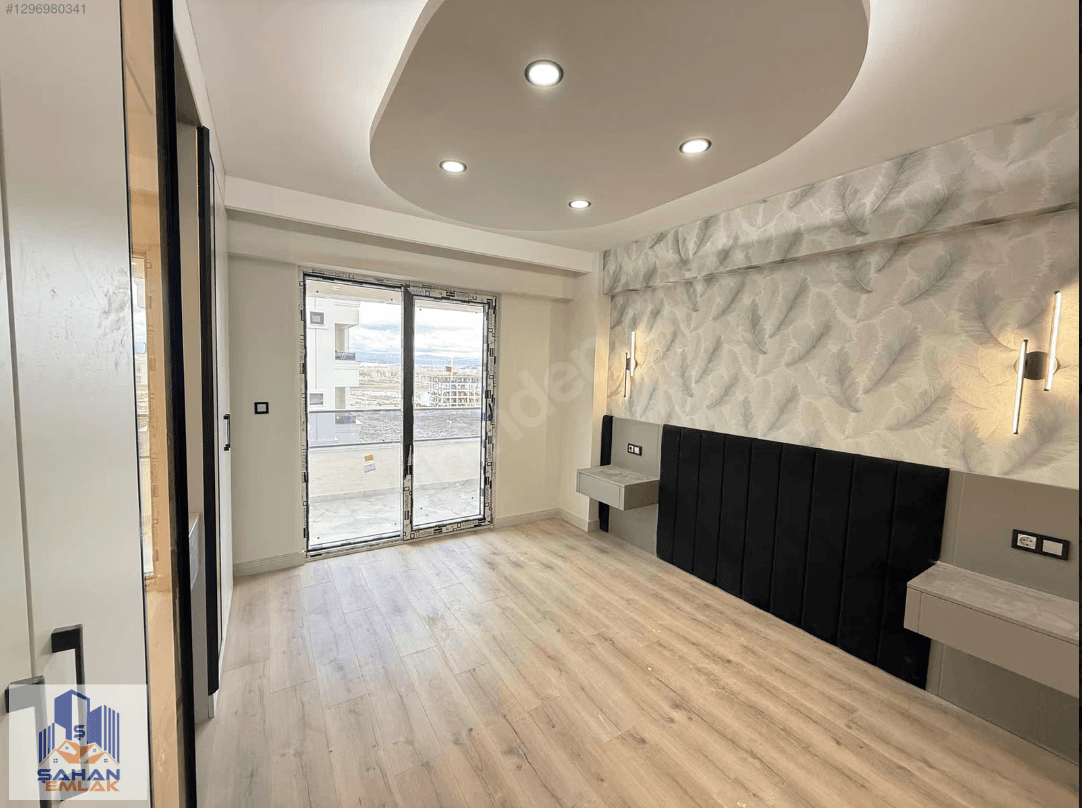 ZAFERTEPE'DE SATILIK 3+1 ULTRA LÜX DAİRE — 2