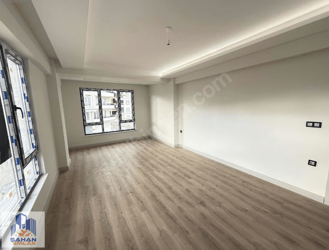 ZAFERTEPE'DE SATILIK 3+1 ULTRA LÜX DAİRE — 8