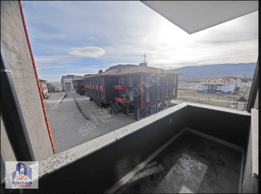 KİRAZPINAR'DA SATILIK 2+0 DAİRE — 8